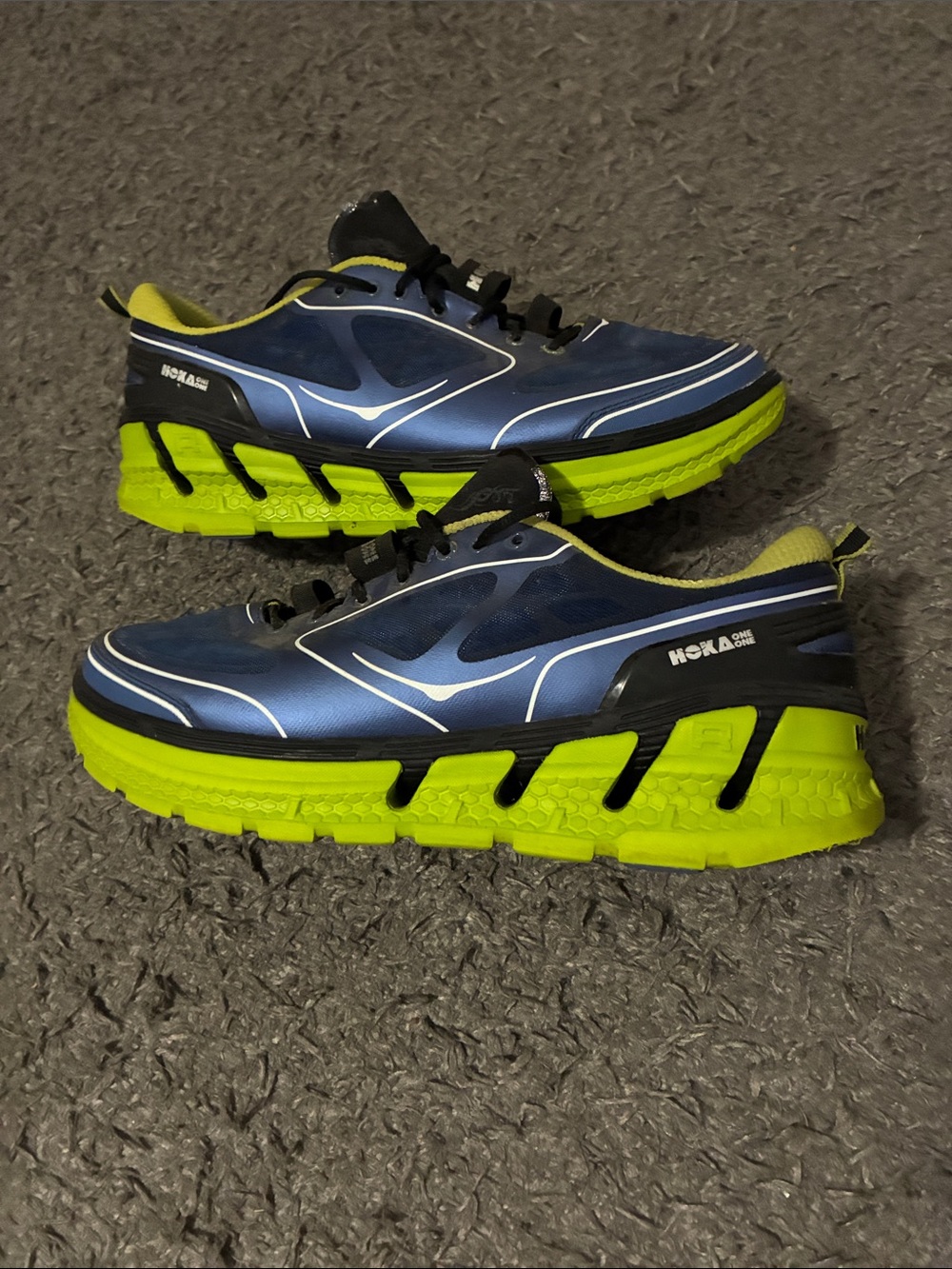 Hoka one one conquest